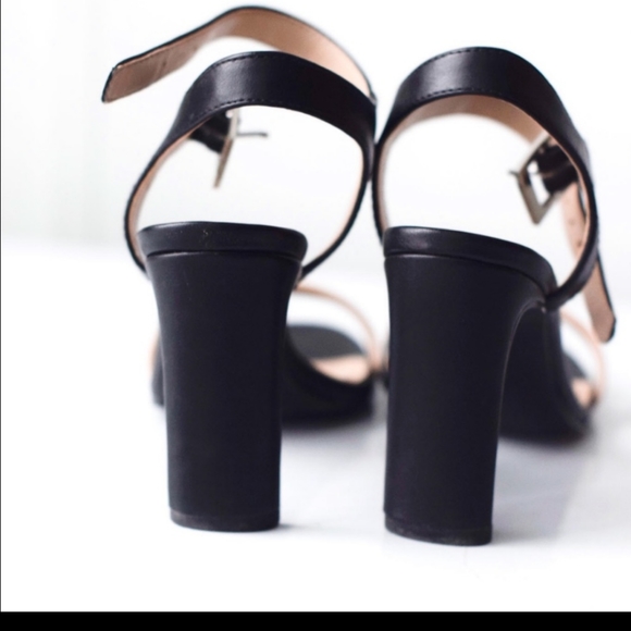 Charles David Grant Sandals* - Picture 4 of 6